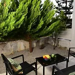 Jasmine Garden - Yard Lejlighed