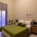 Apartment Jasmine Garden - Yard Rethymno (Crete)