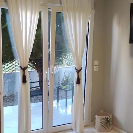 Jasmine Garden - Yard Apartman *